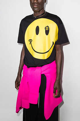 R Smiley T-shirts
